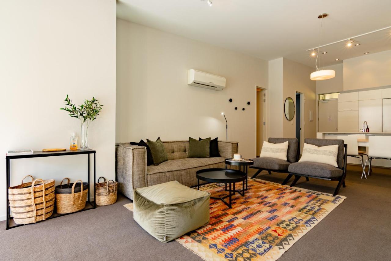 Stylish Haven Luxury Interiors In Prime Location Apartment Queenstown Luaran gambar
