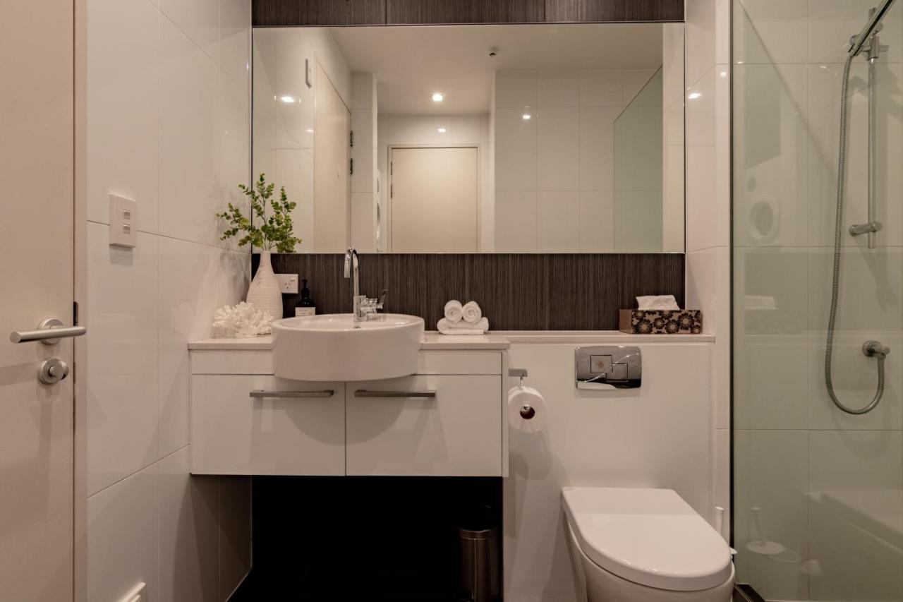 Stylish Haven Luxury Interiors In Prime Location Apartment Queenstown Luaran gambar