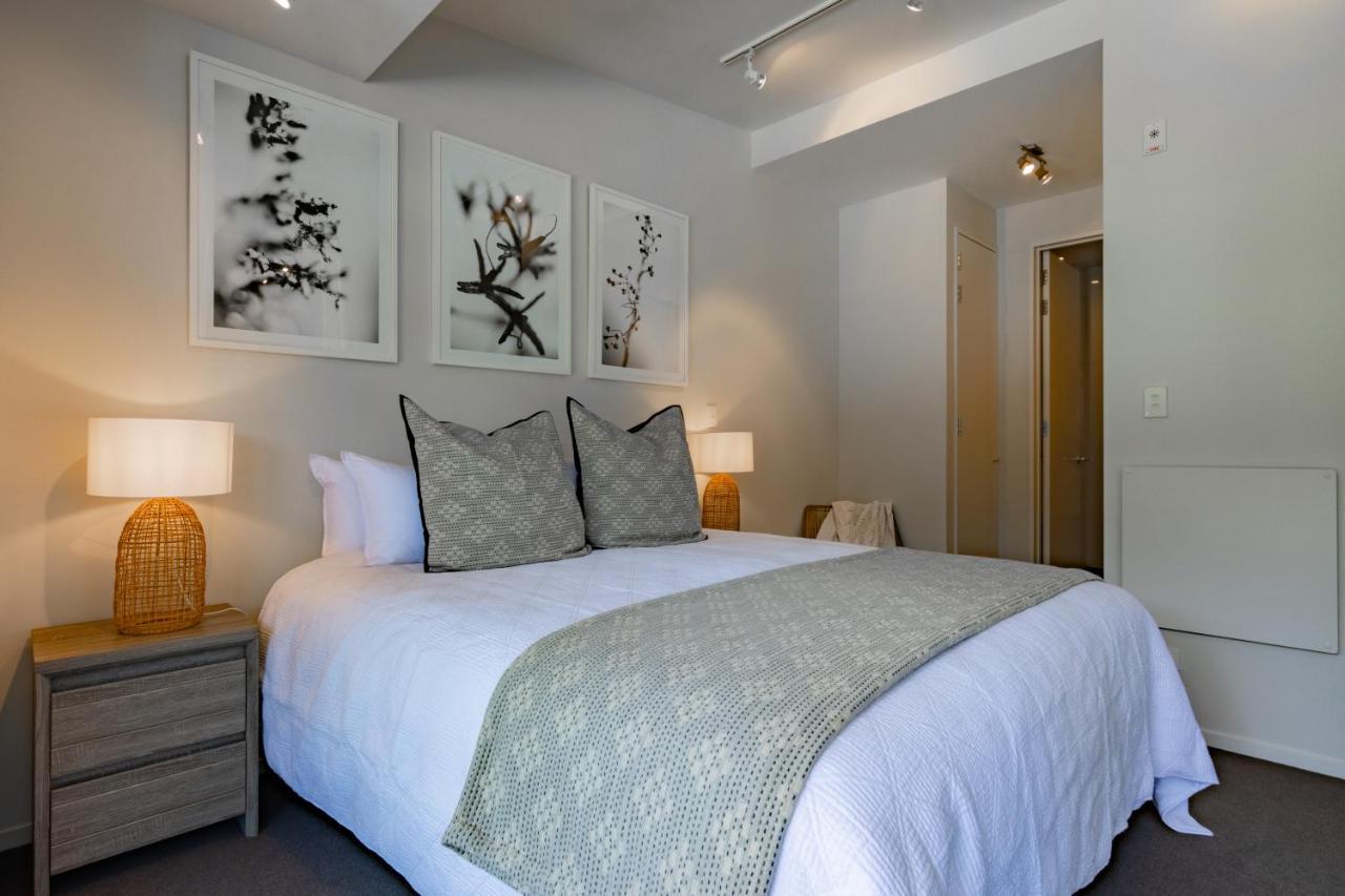 Stylish Haven Luxury Interiors In Prime Location Apartment Queenstown Luaran gambar