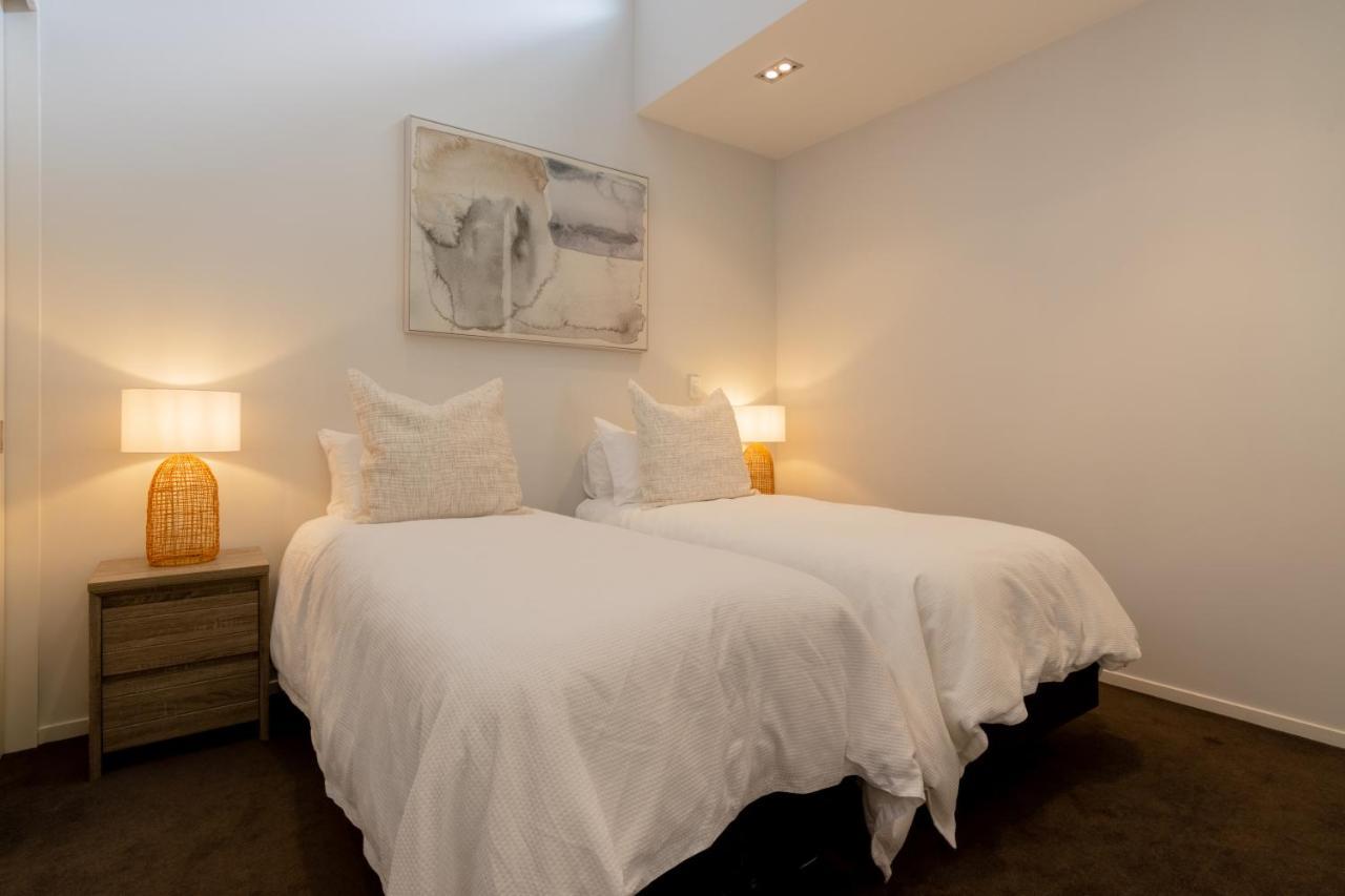 Stylish Haven Luxury Interiors In Prime Location Apartment Queenstown Luaran gambar