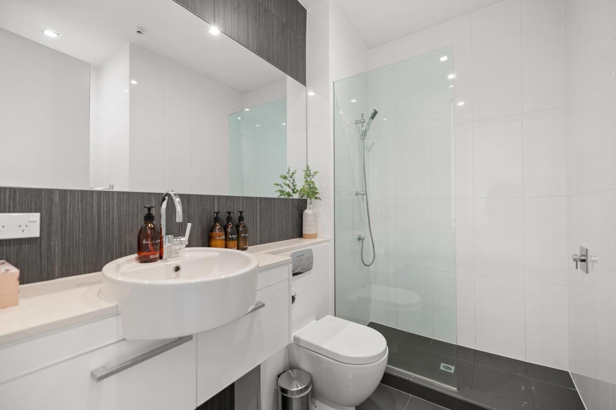 Stylish Haven Luxury Interiors In Prime Location Apartment Queenstown Luaran gambar